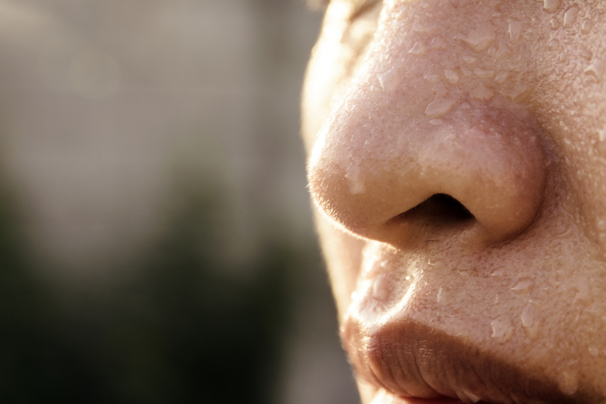 Så svalkar du dig bäst i sommarhettan!